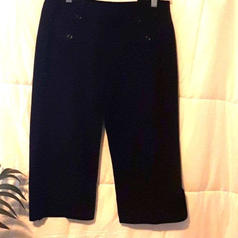 Essentials Black Capri pants